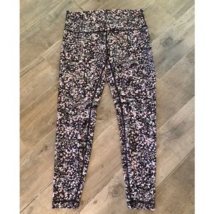 Lululemon Wunder Under 28” High Rise Tight Size 12